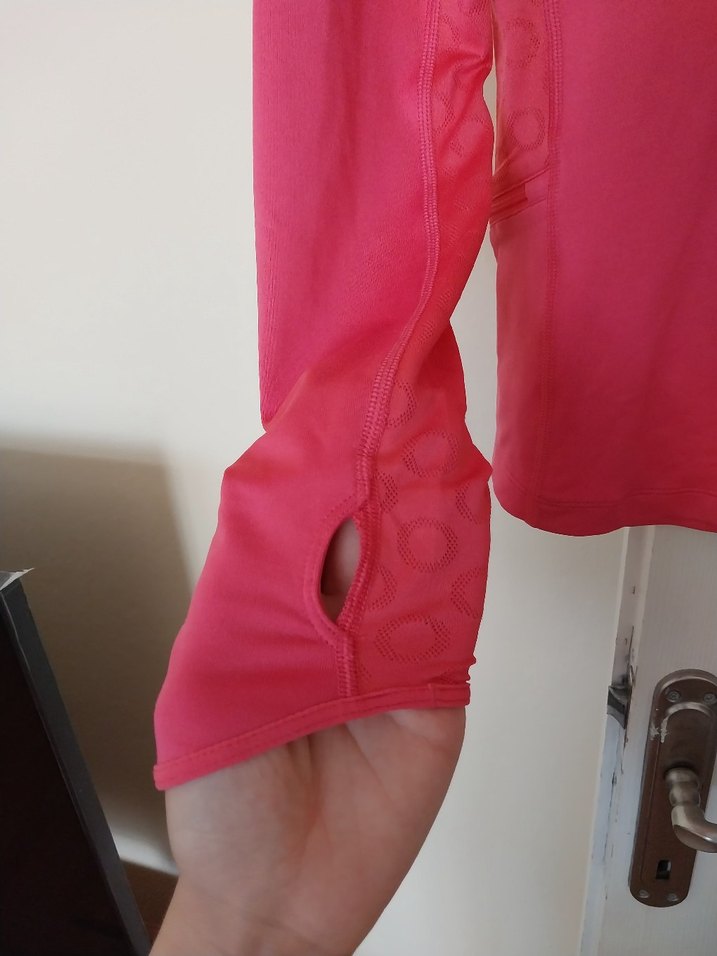 Pembe Dri-FIT Baskılı Spor üst - Görsel 3