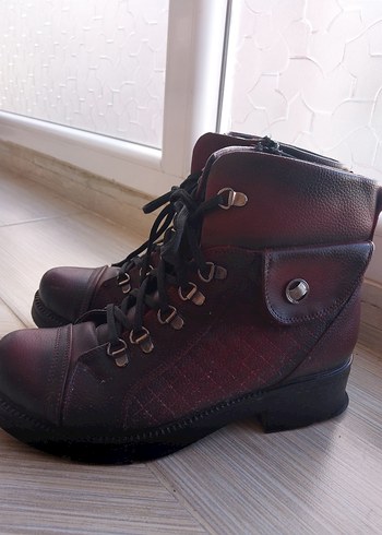 Bordo Deri Tokalı Yüksek Topuklu Gotik Kadın Bot - Görsel 4