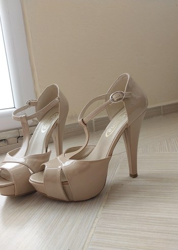 Bej Rugan Stiletto Topuklu Kadın Abiye Ayakkabı - Görsel 2