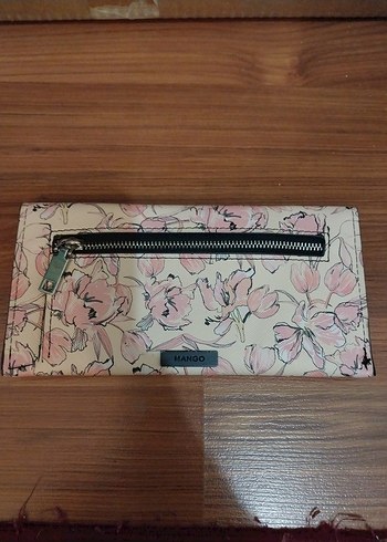 Mango Bej Pastel Desenli Dantel Detaylı Kadın Portföy Cüzdan - Görsel 2