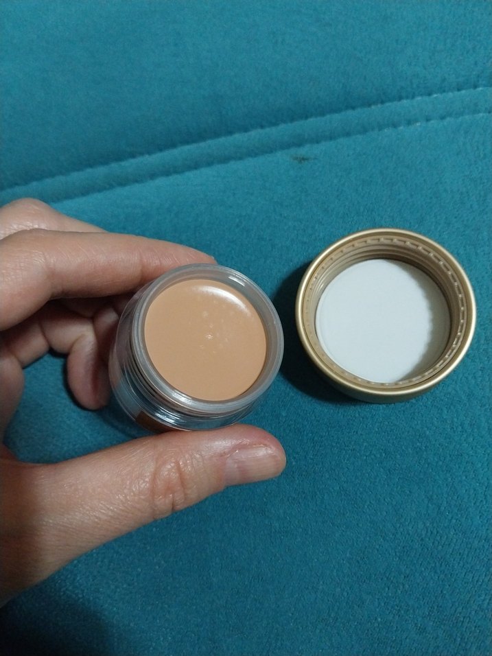 Skinfood Somon Koyu Halkalar Kapatıcı Krem - Görsel 4