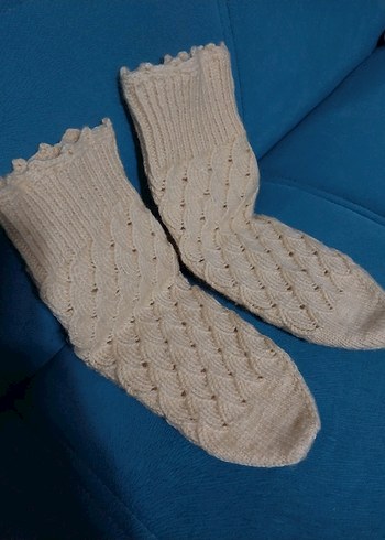 Beyaz kadın el örgüsü yün düz renk patik çorap - Görsel 3