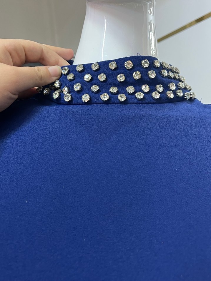 Nakışlı Koyu Mavi Uzun Kollu Uzun Elbise - Görsel 4