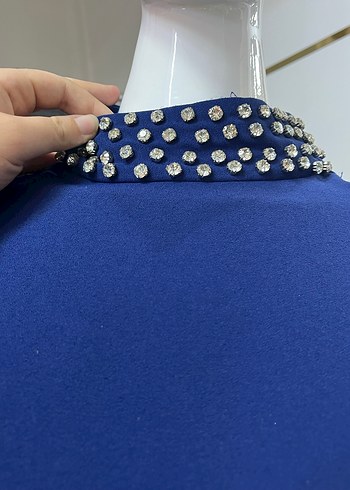 Nakış Detaylı Lacivert Uzun Elbise - Görsel 4