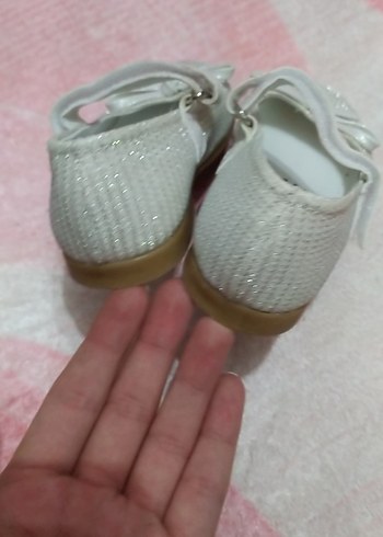 Kız Çocuk Beyaz Yılan Desenli Fiyonklu Babet - Görsel 2