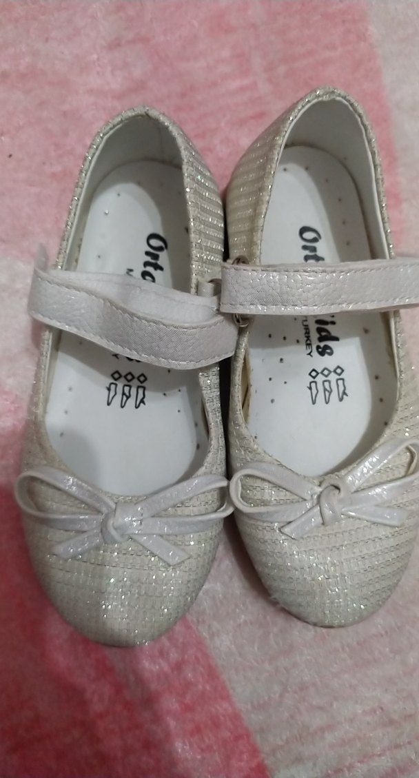 Kız Çocuk Beyaz Yılan Desenli Fiyonklu Babet - Görsel 5