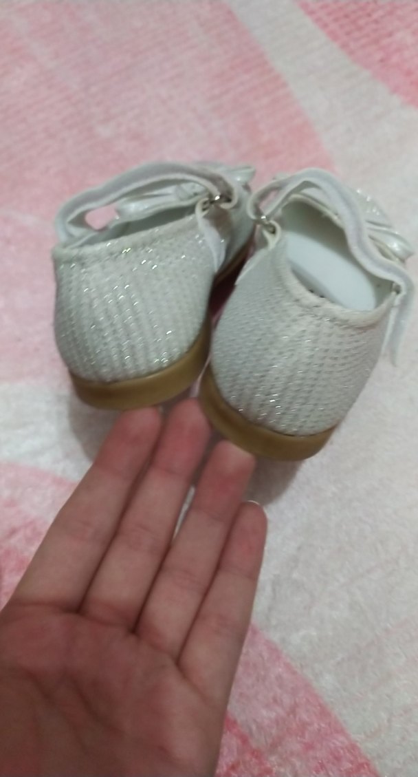 Kız Çocuk Beyaz Yılan Desenli Fiyonklu Babet - Görsel 2