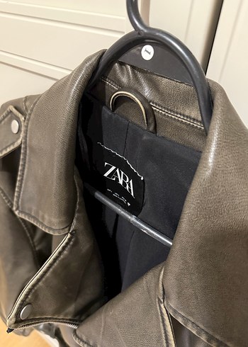 Zara Kadın sıfır gibi Deri Biker Ceket - Görsel 9