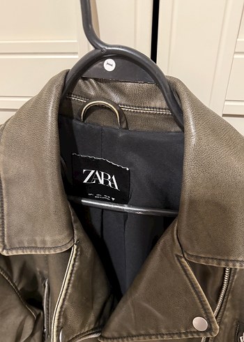 Zara Kadın sıfır gibi Deri Biker Ceket - Görsel 8