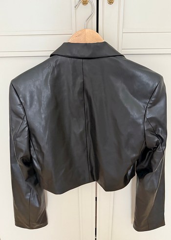 H&M sıfır gibi kadın deri ceket - Görsel 5
