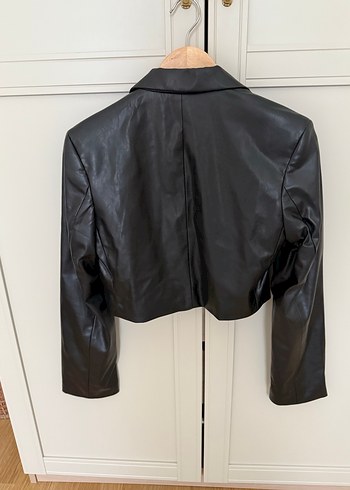 H&M sıfır gibi kadın deri ceket - Görsel 3