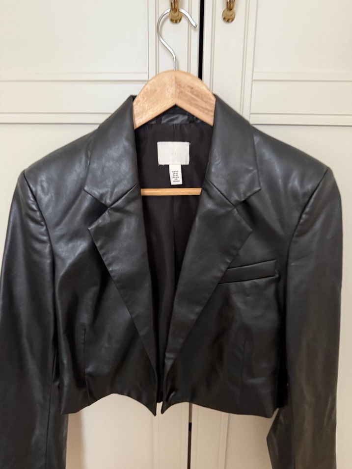 H&M sıfır gibi kadın deri ceket - Görsel 2