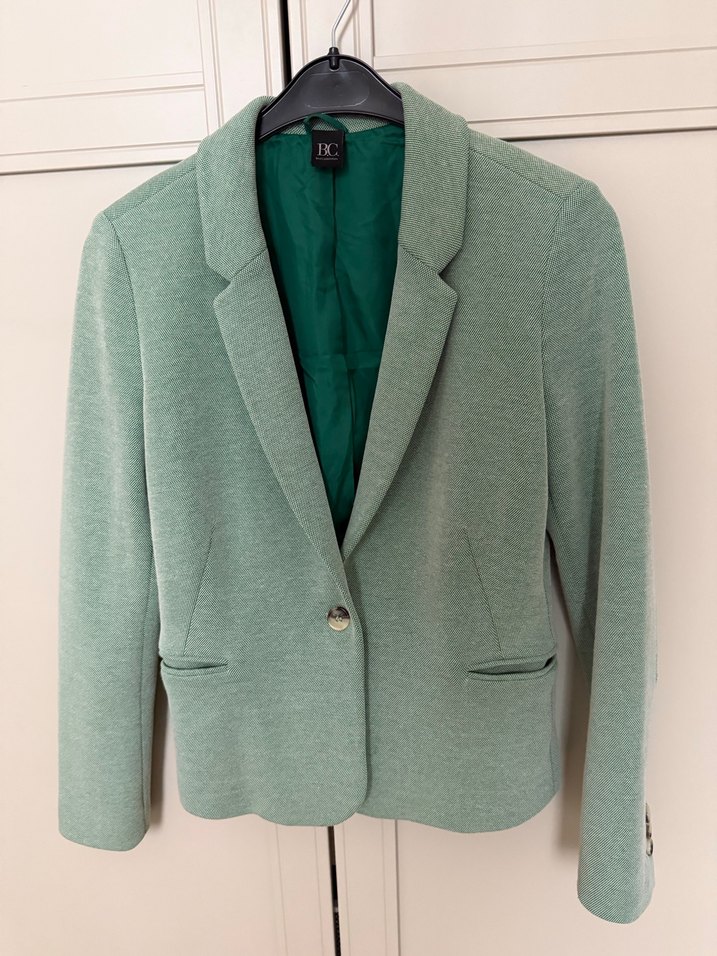 B.G Marka sıfır spor kadın ceket - Görsel 5