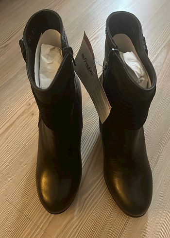 Hakiki deri Siyah Dolgu Topuklu Bot - Görsel 3