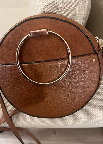 H&M suet deri detayli Çanta - Görsel 5