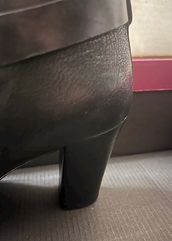 Siyah Süet Topuklu Bot - Görsel 6