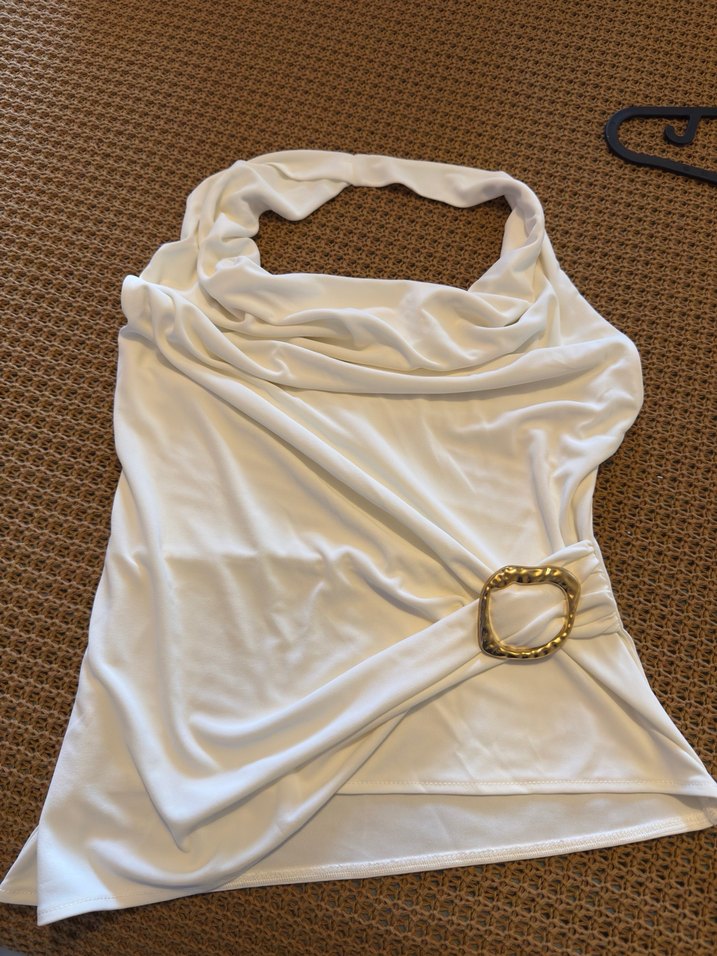 Beyaz Kemer Detaylı Kolsuz Keten Bluz - Görsel 4