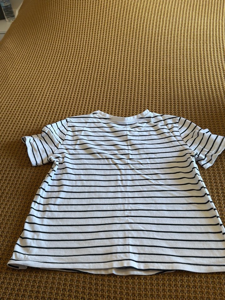 Kadın Beyaz Çizgili Kısa Kollu Tişört - Görsel 3