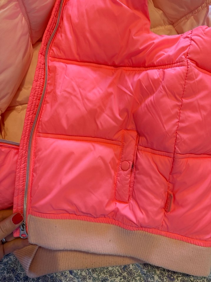 Kadın Kırmızı Kürklü Kolsuz Yelek - Görsel 3