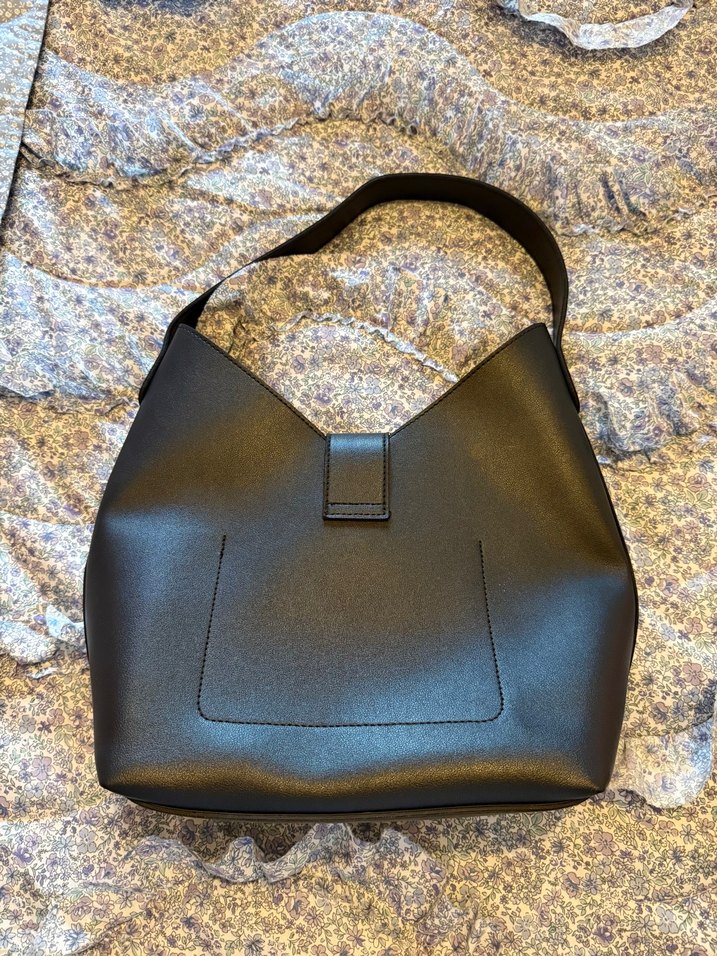 Kemer Tokalı Siyah Deri Kadın Çantası - Görsel 2