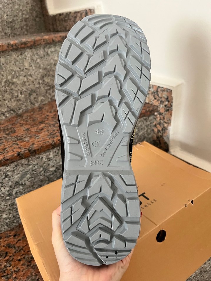 Stout İş Ayakkabısı 43Kompozit Burunlu DD52 Fuerza Anarillo S1P - Görsel 3