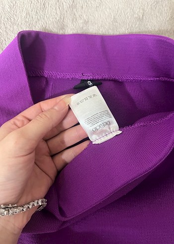 Fitted Yırtmaçlı Mor Triko Mini Etek Defacto marka M beden - Görsel 5