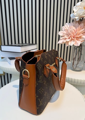 Kahverengi Deri Kadın Çanta - Görsel 2