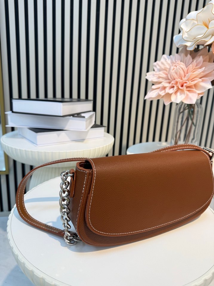 Deriden Kemer Detaylı Modern Kadın Çantası - Görsel 2