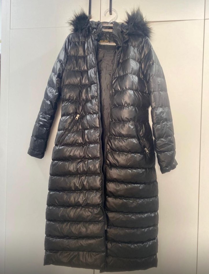 Siyah Kürklü Uzun Kadın Kışlık Mont - Görsel 2