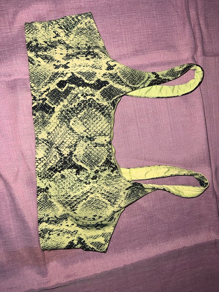 Alo Yeşil Yılan Desenli Spor Sütyeni - Görsel 2