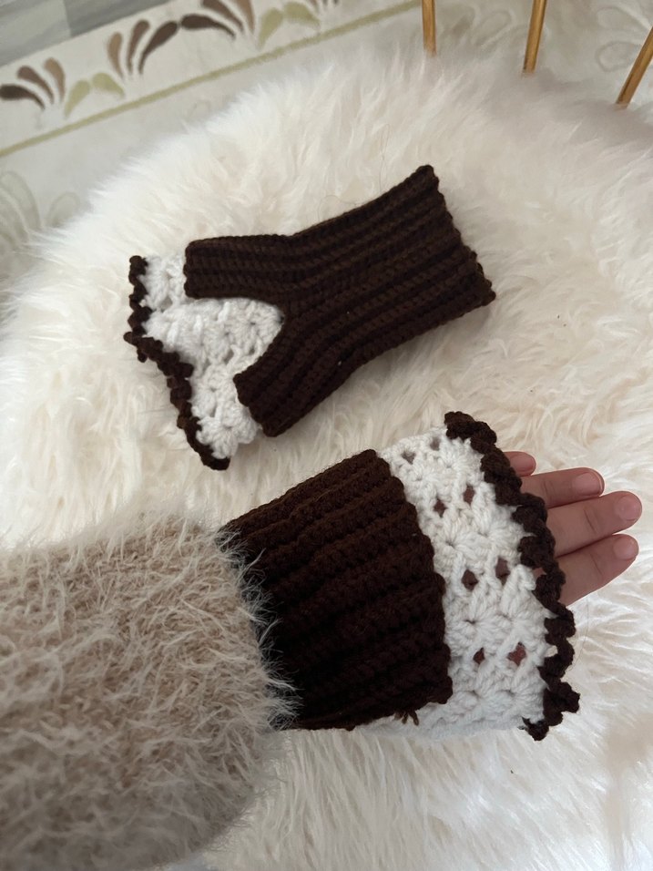 Dantel Detaylı Kahverengi Vintage  Örgü Eldiven - Görsel 3