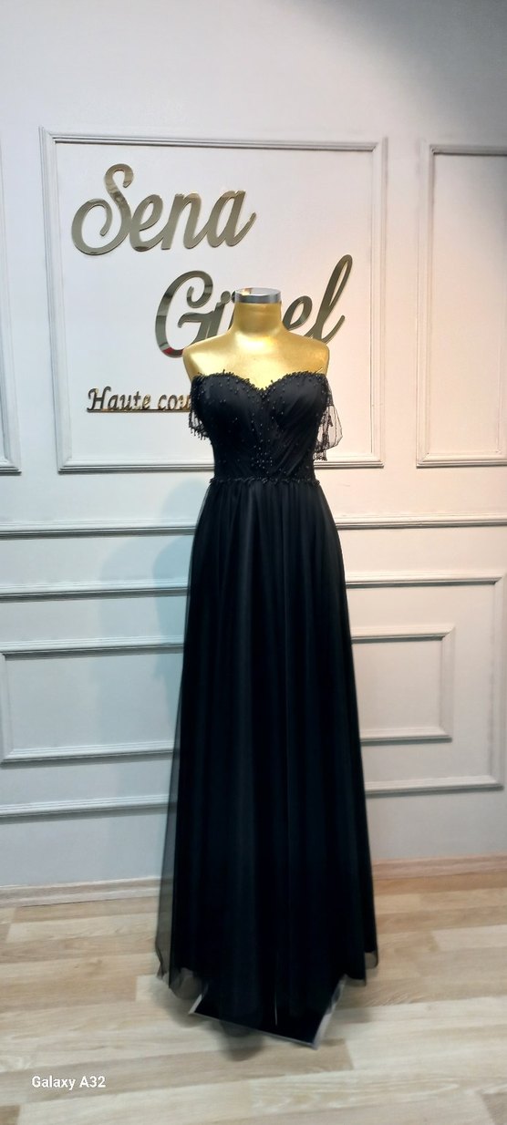 Siyah Straplez Uzun İşlemeli Abiye Elbise - Görsel 3