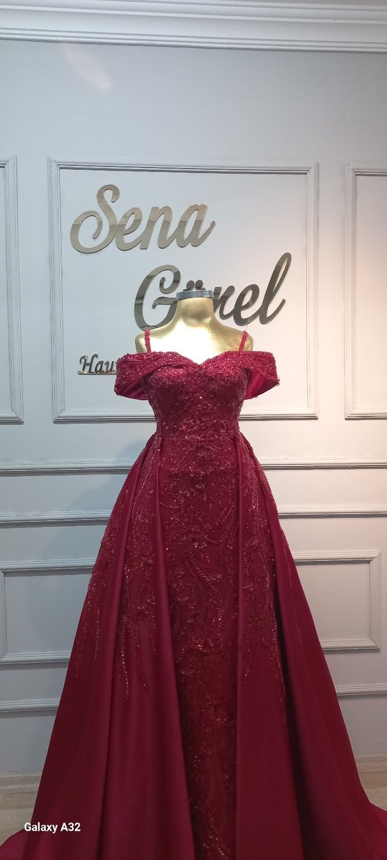 Bordo Straplez İşlemeli Uzun Abiye Elbise - Görsel 2