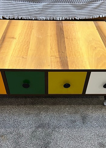 Renkli Ahşap Orta Sehpa - Görsel 3