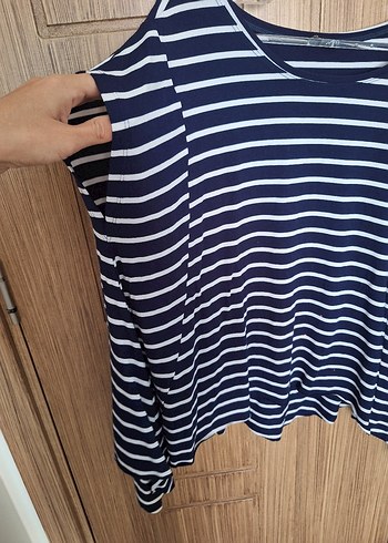 Çizgili Lacivert  kısa  Kollu Bluz - Görsel 2