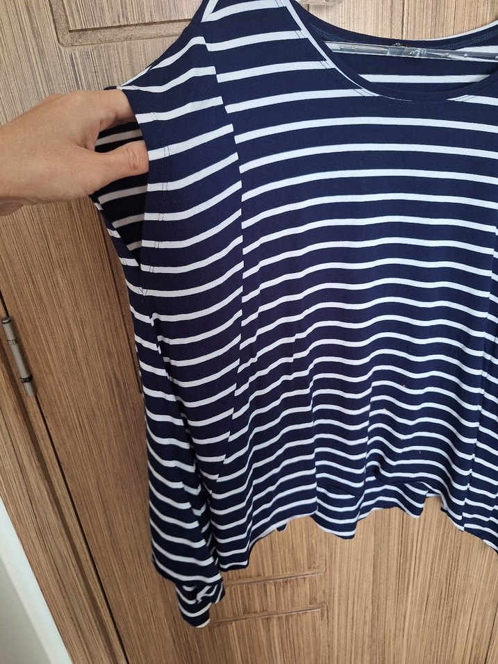 Çizgili Lacivert  kısa  Kollu Bluz - Görsel 2