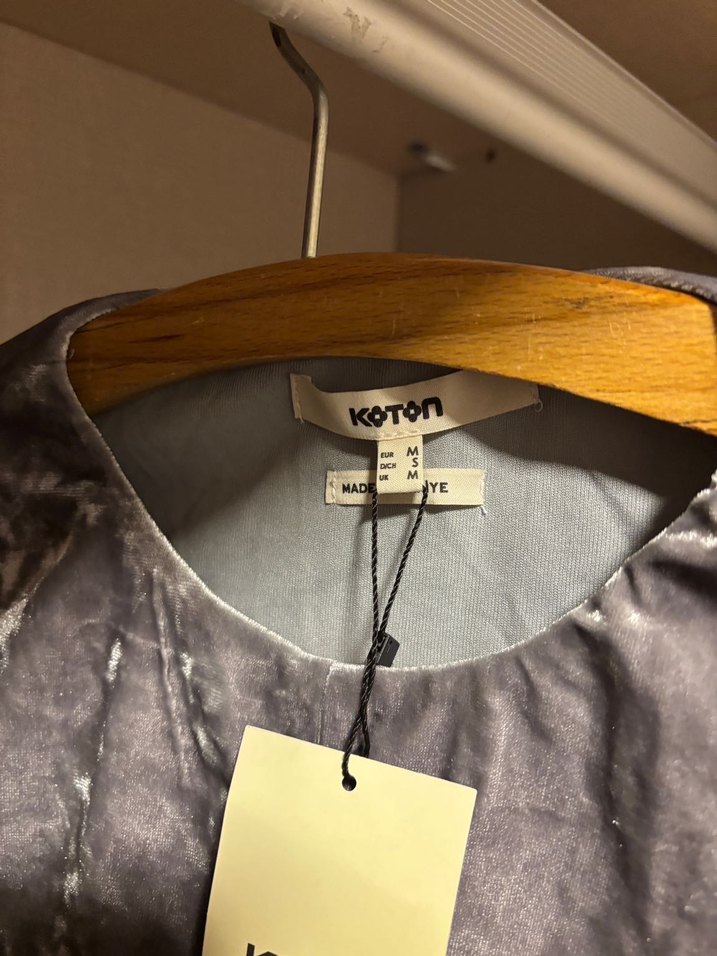 Gri Drapeli V Yakalı Uzun Kollu Bluz - Görsel 3