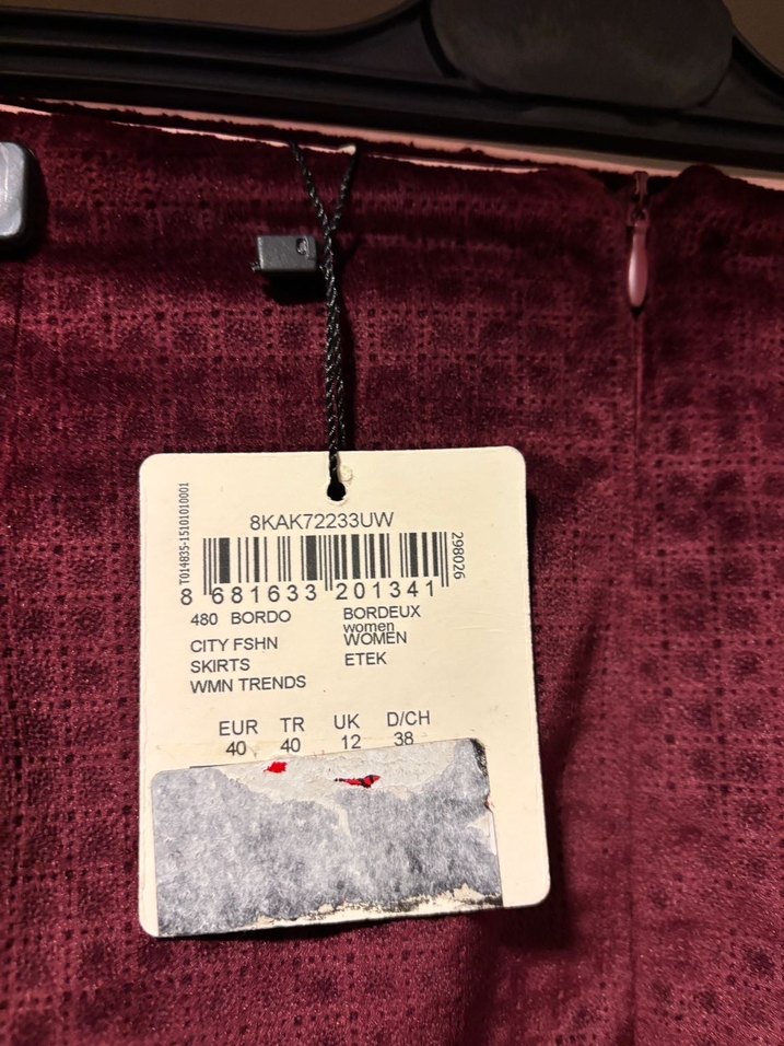 Bordo Mini Etek - Görsel 3