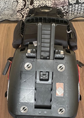 Gri-siyah çocuk araba koltuğu Chicco - Görsel 9