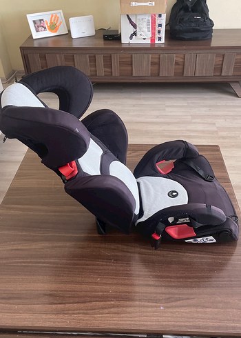 Gri-siyah çocuk araba koltuğu Chicco - Görsel 6