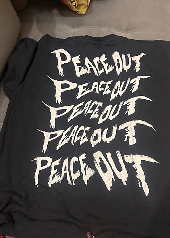 Siyah Baskılı Tişört - Görsel 4