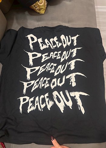 Siyah Baskılı Tişört - Görsel 5