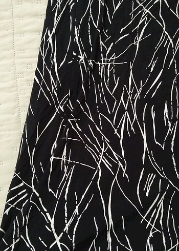 Siyah Beyaz Desenli midi Etek - Görsel 2