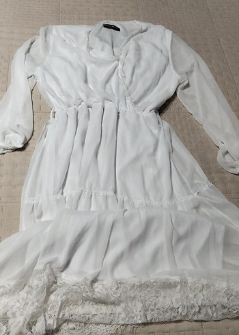 Uzun Beyaz güpürlü nikah elbisesi - Görsel 2