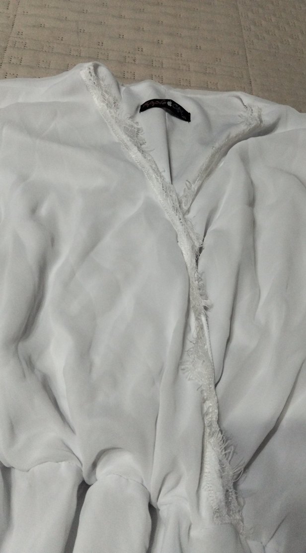 Uzun Beyaz güpürlü nikah elbisesi - Görsel 4