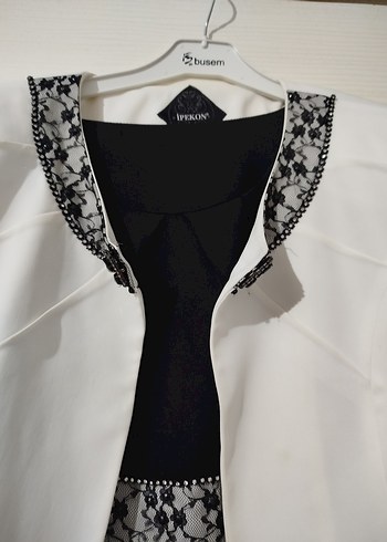 Klasik Nakışlı Beyaz Siyah Uzun Elbise - Görsel 2