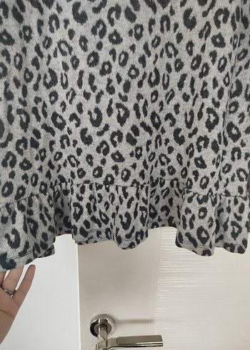 Gri Leopar Desenli Uzun Kollu Kadın Bluz - Görsel 3