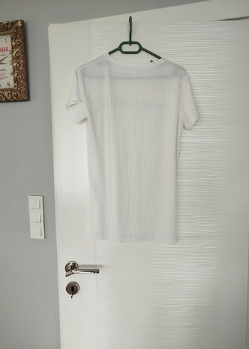 Beyaz Baskılı Keten Tişört - Görsel 3