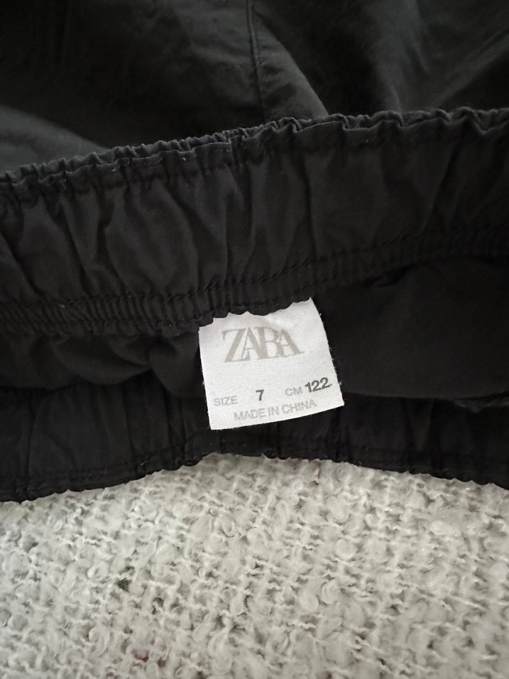 Siyah Bel Detaylı Rahat Kesim Erkek Şort - Görsel 3