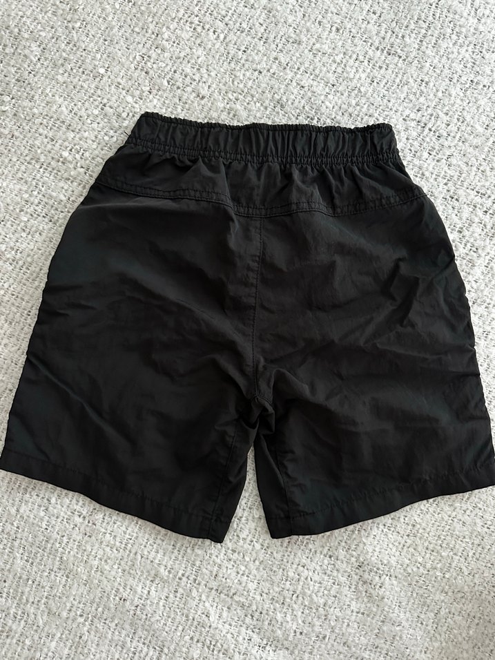 Siyah Bel Detaylı Rahat Kesim Erkek Şort - Görsel 2